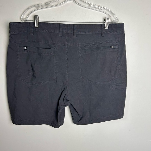 Alaskan Hardgear Duluth Trading Co Sz 40 Men's Chino Nylon Blend Hiking Shorts - Picture 2 of 16